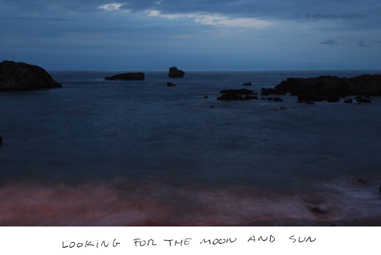 La playa de Ris, Noja, por la noche.