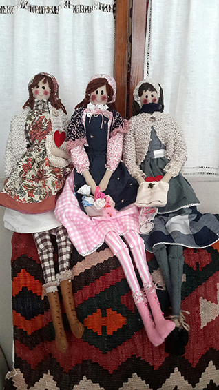 Británica, Carlota<br />y Olivia